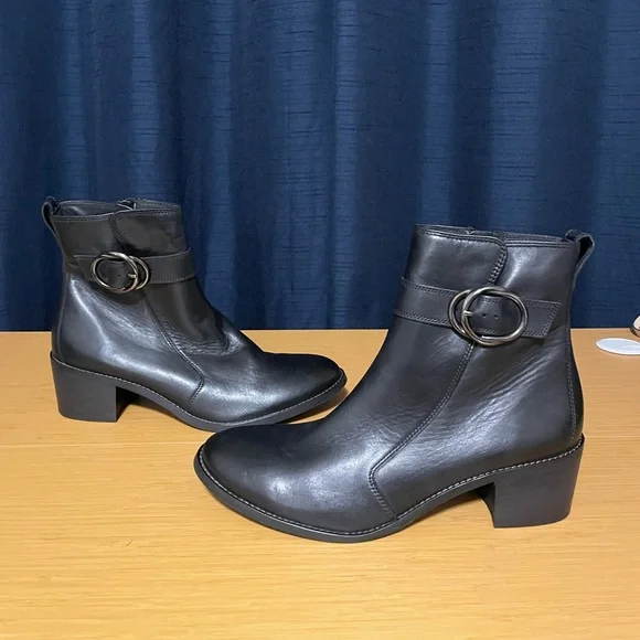 Paul Green Vanessa Black Leather Boot